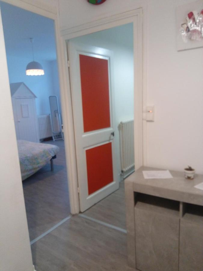 Vieux-Cognac, Chambre Avec Sa Salle De Bain Privative Exteriör bild